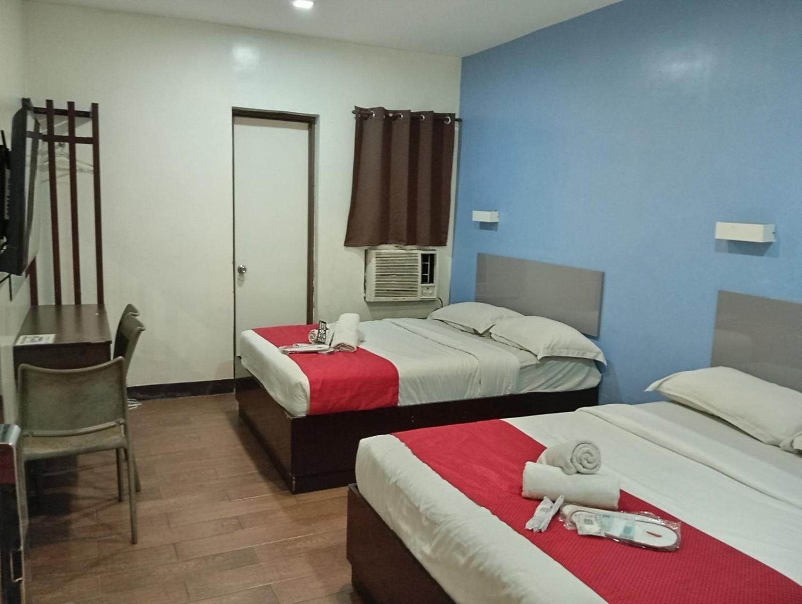 Mc Hotel Novaliches カローカン エクステリア 写真